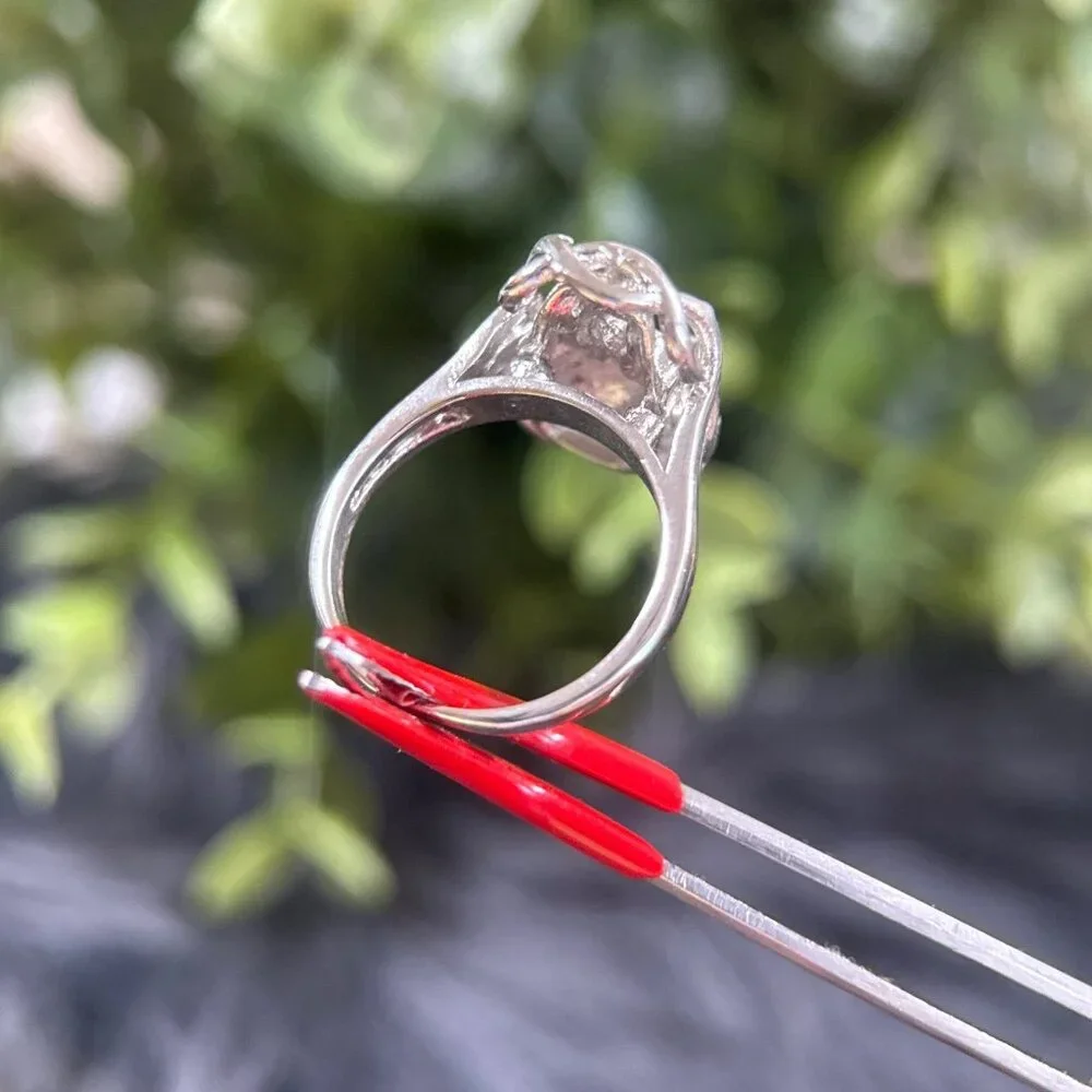 Pink Eyes Small Skull‎ Ring